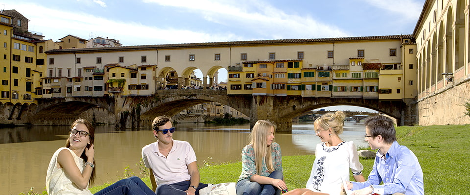 La ville fantastique de Florence
Entre la magie et la fascination, vous serez immergés dans un monde où les gens vivent la beauté, l'art et la culture